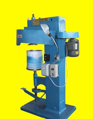 鄭州太陽(yáng)能免焊設(shè)備封桶機(jī) 價(jià)格、廠家與圖片全解析